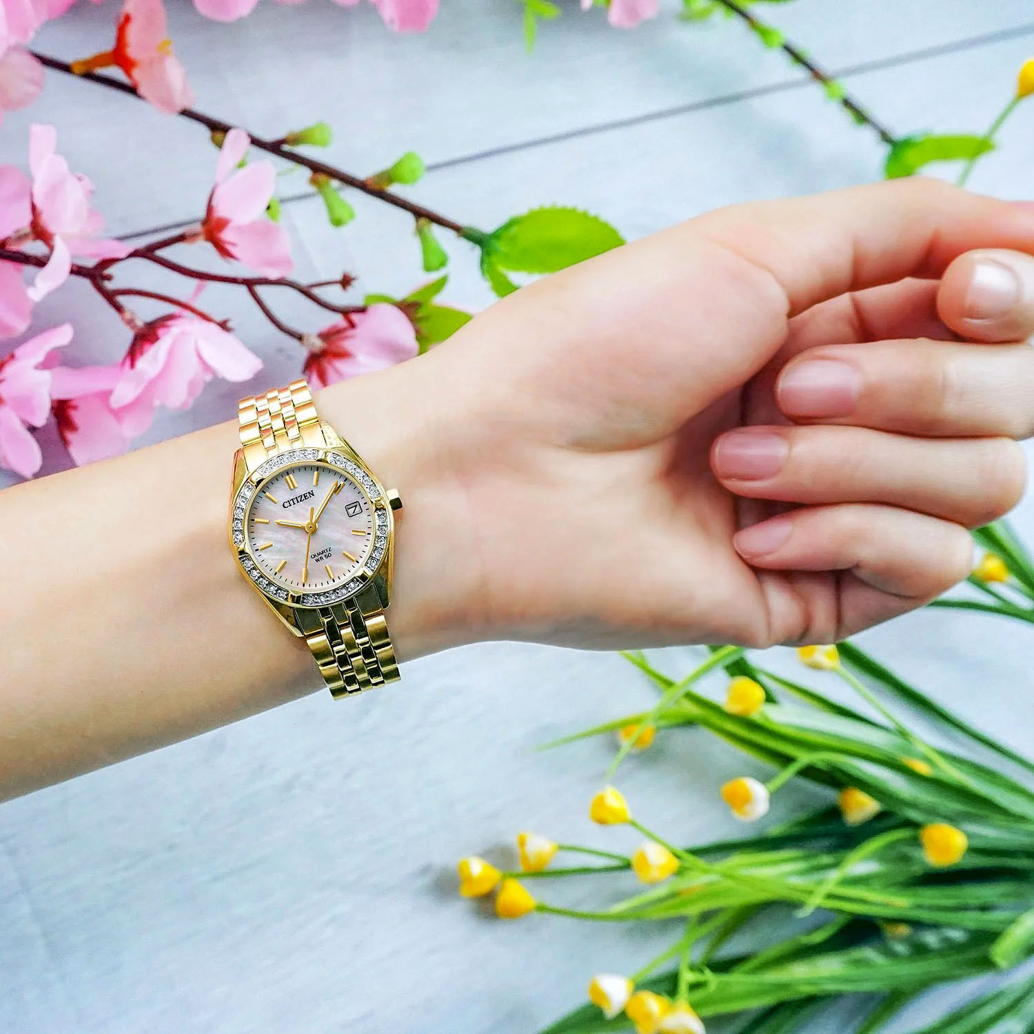 ساعت مچی زنانه سیتیزن citizen اورجینال مدل EU6062-50D