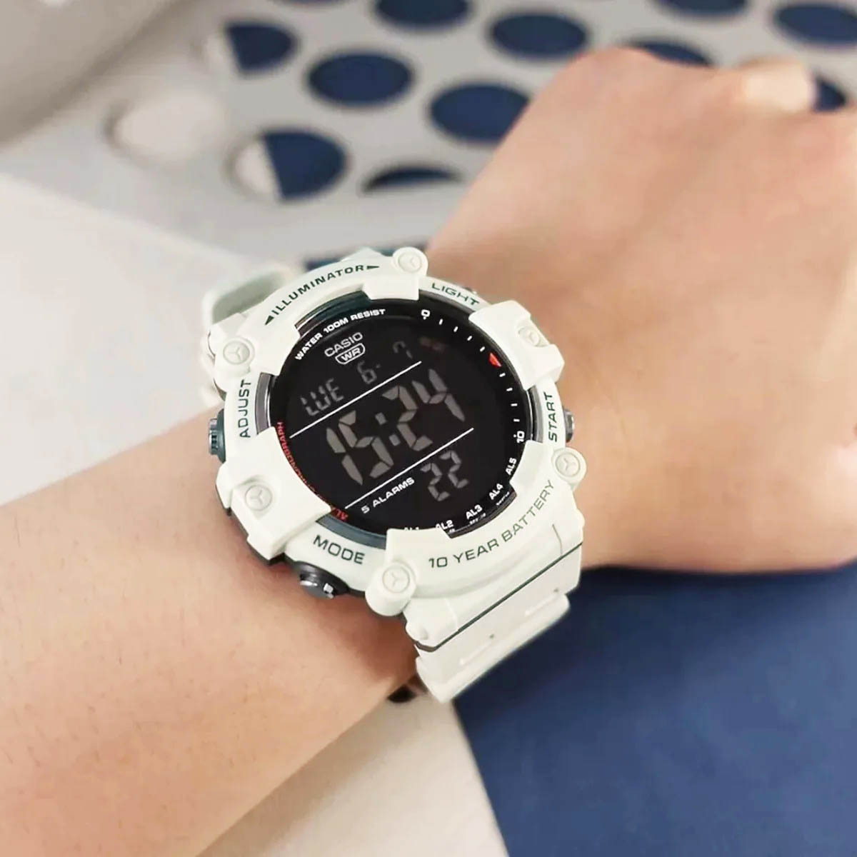 ساعت مچی مردانه کاسیو casio اورجینال مدل AE-1500WH-8B2VDF