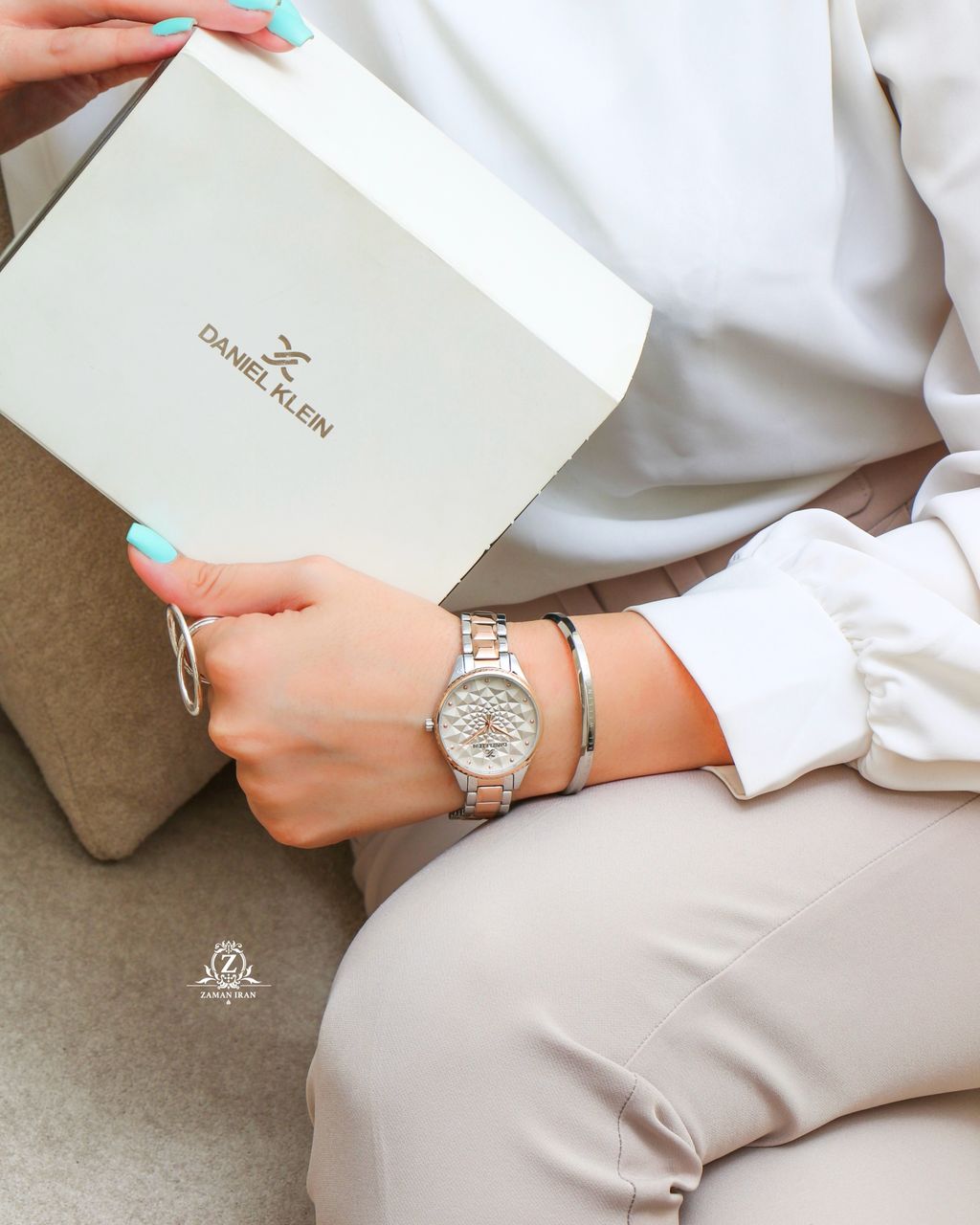 ساعت مچی زنانه دنیل کلین daniel klein اورجینال مدل DK-1-12684-6	