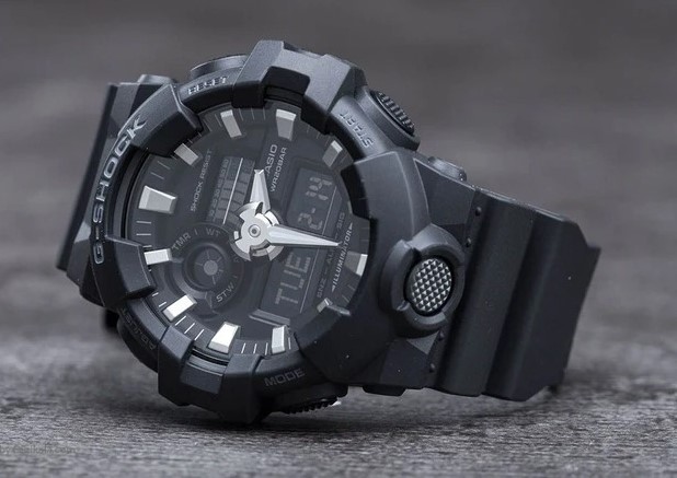 ساعت مچی مردانه کاسیو casio اورجینال مدل GA-700-1BDR