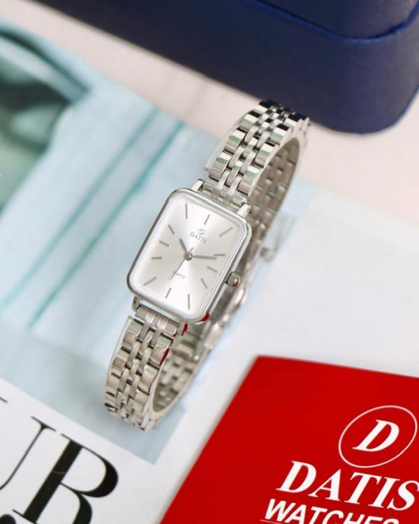 ساعت مچی زنانه داتیس Datis اورجینال مدل d8693-1