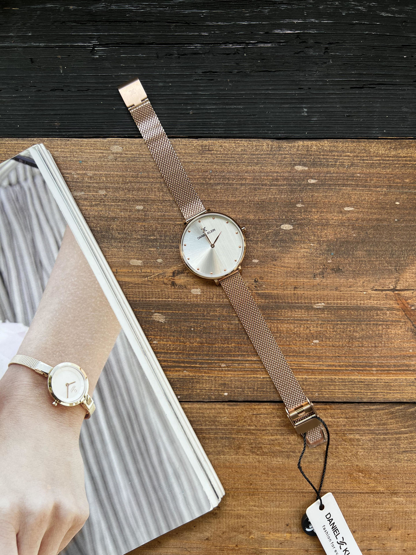 ساعت مچی زنانه دنیل کلین daniel klein اورجینال مدل DK11421-2
