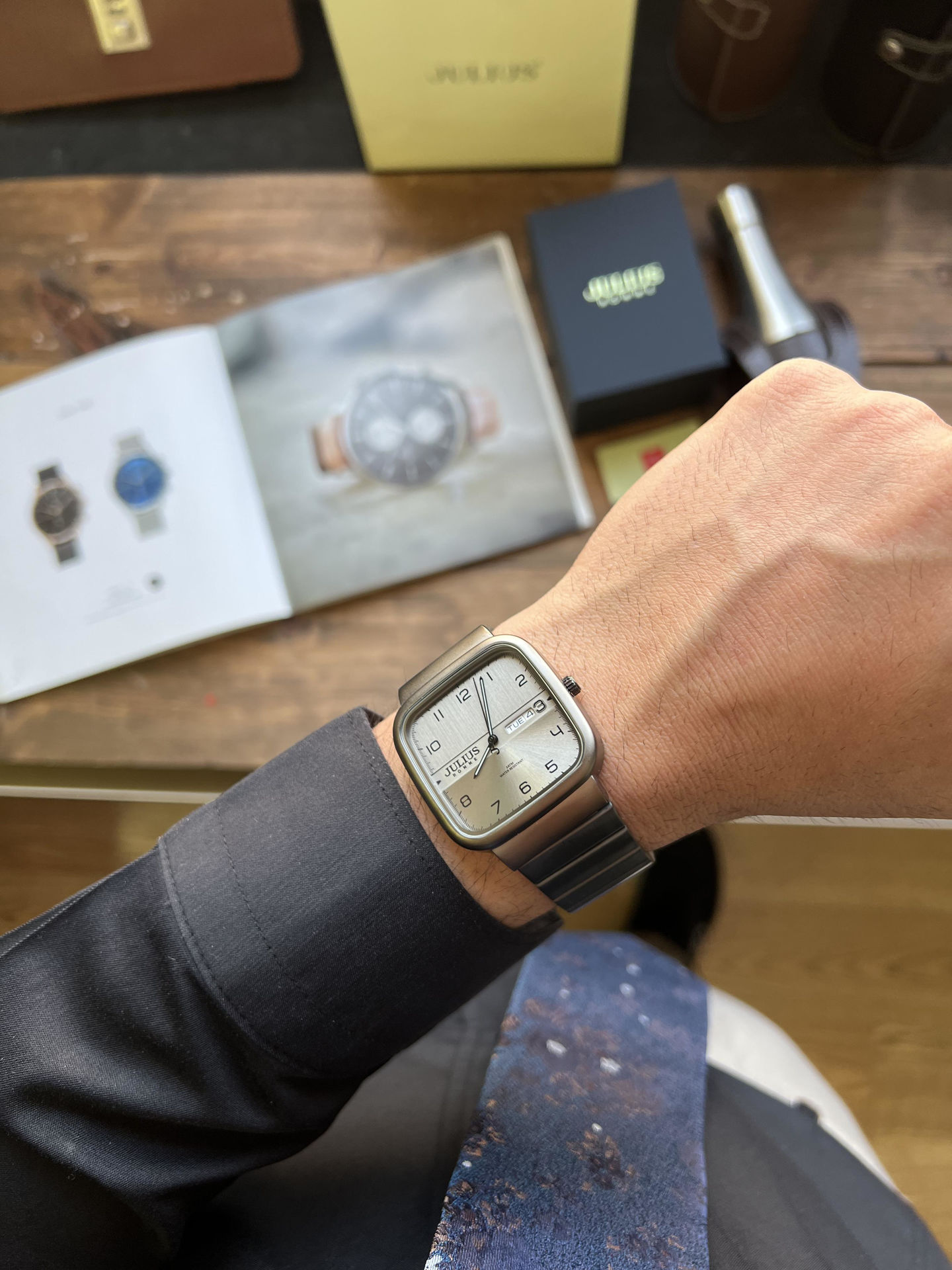 ساعت مچي مردانه قاب مربعي جوليوس مدل JAH-141B