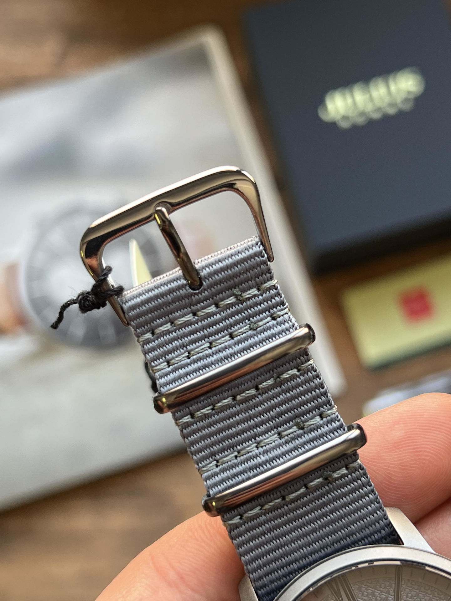 ساعت مچي مردانه بند برزنتي جوليوس مدل JAH-124C