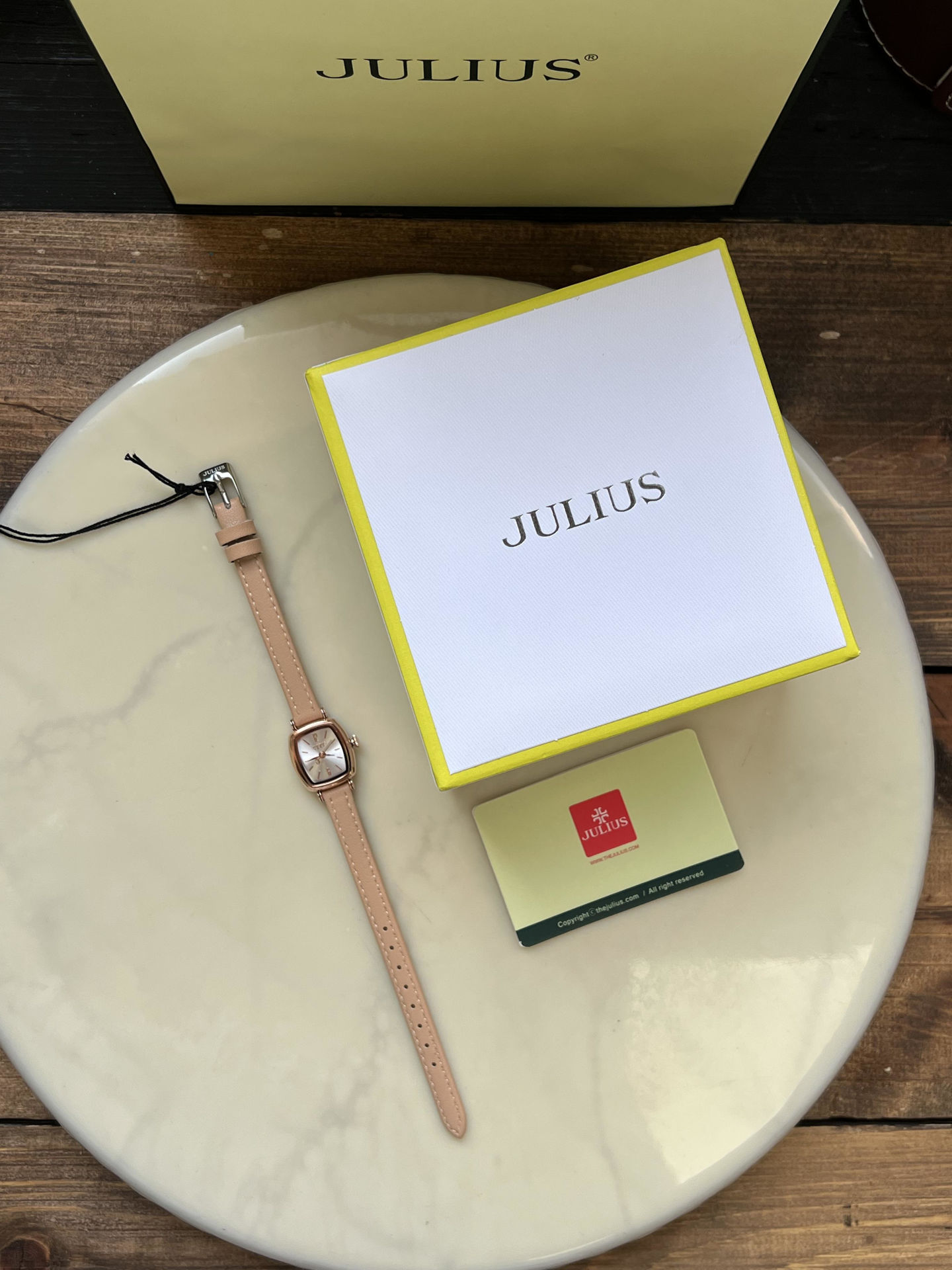 ساعت مچي زنانه بند چرمي جوليوس مدل JA-1445B