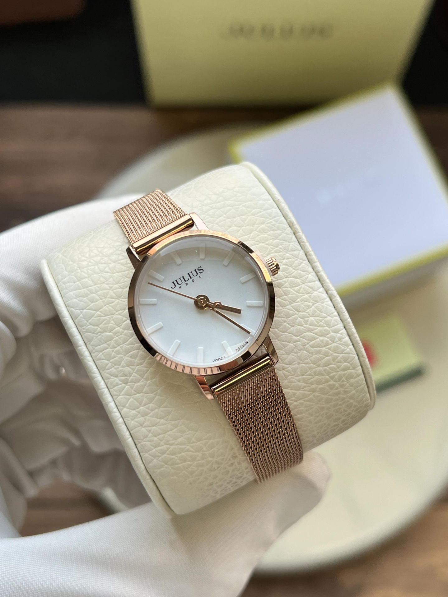 ساعت مچي زنانه بند حصيري جوليوس مدل JA-963G