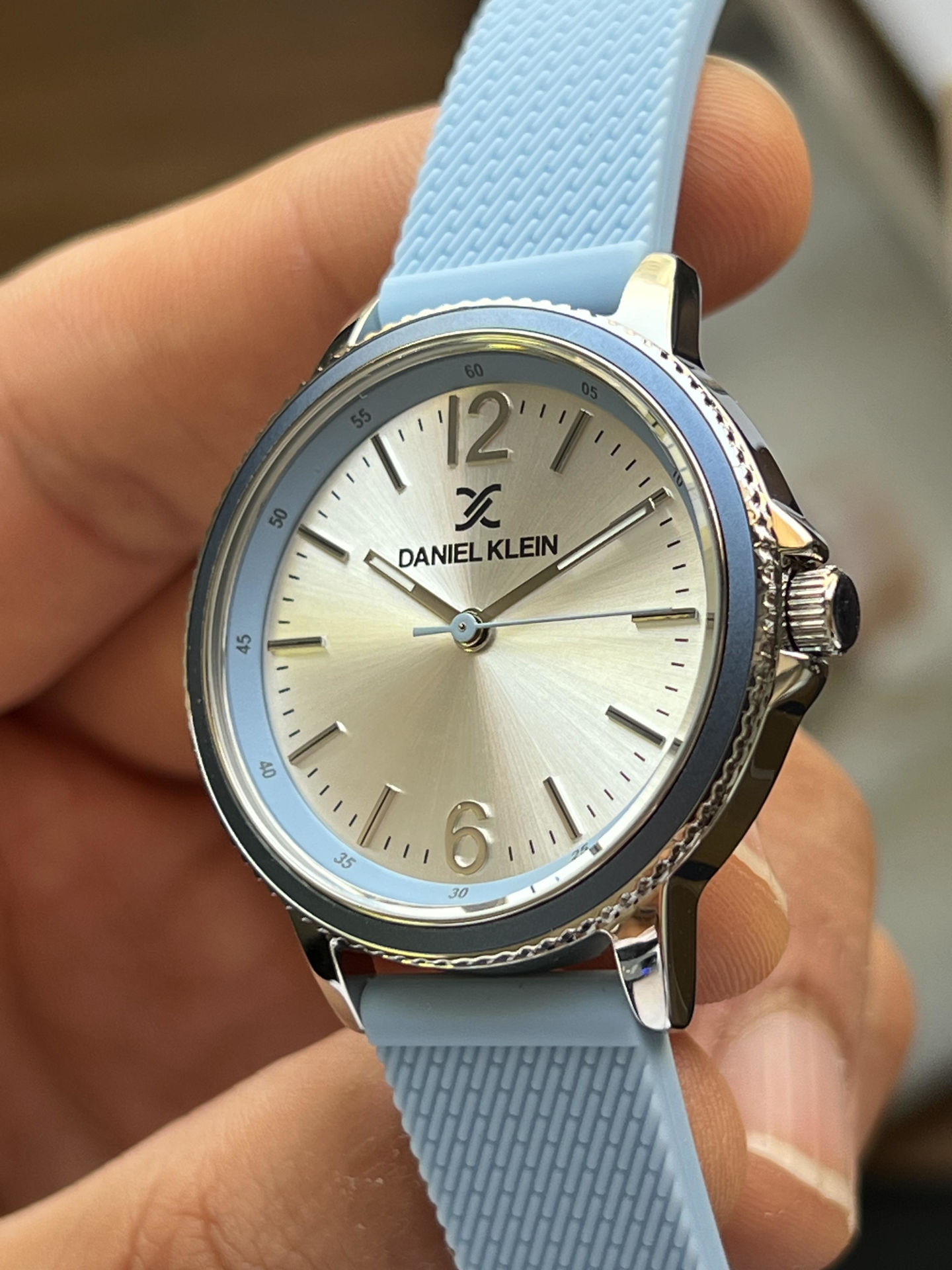 ساعت مچی زنانه دنیل کلین daniel klein اورجینال مدل DK.1.13470.4