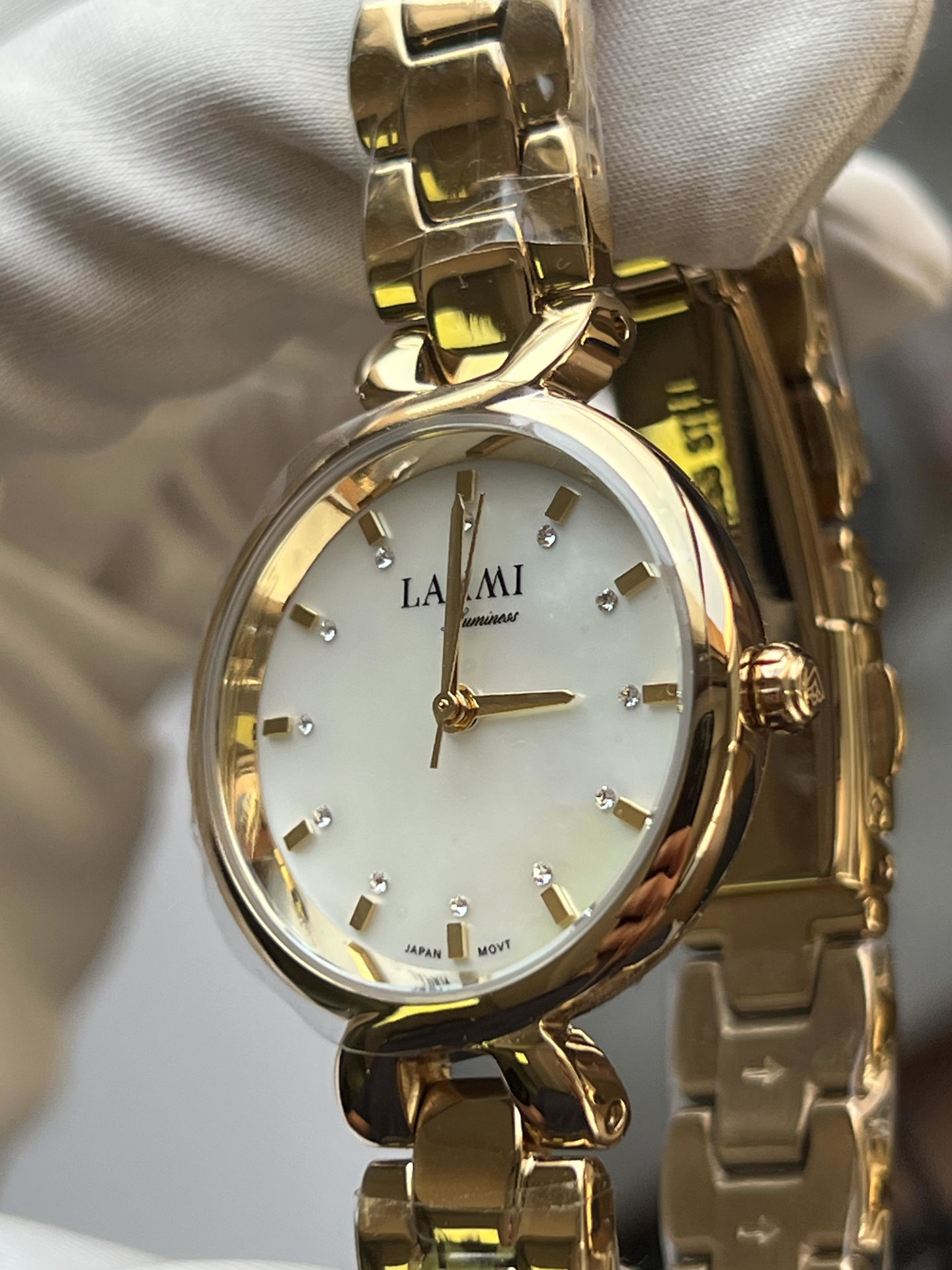 ساعت مچی زنانه لاکسمی LAXMI اورجینال مدل LA-8164-3