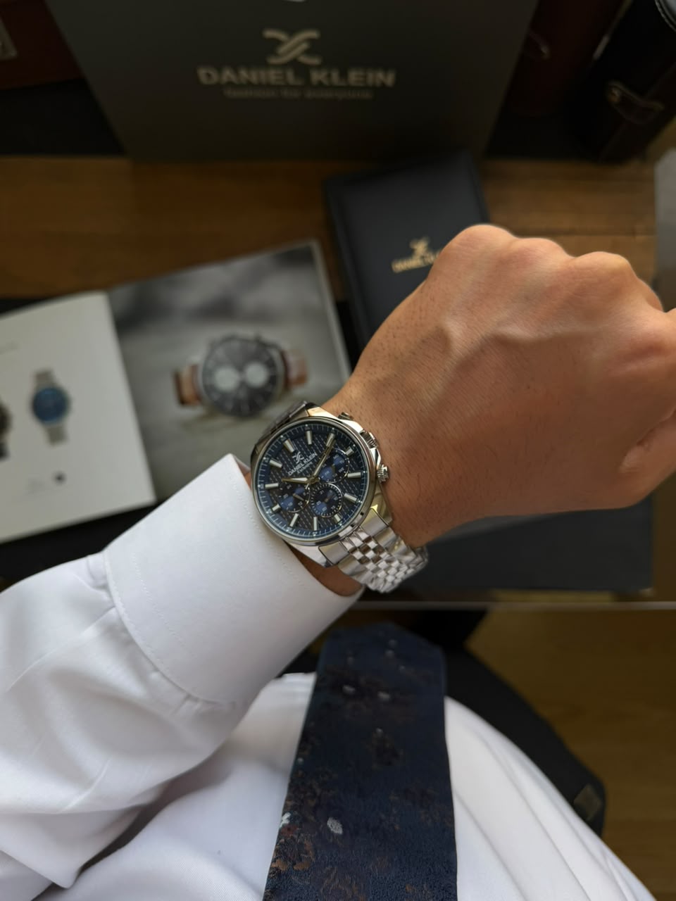 ساعت مچی مردانه دنیل کلین daniel klein اورجینال مدل DK-1-14240-2