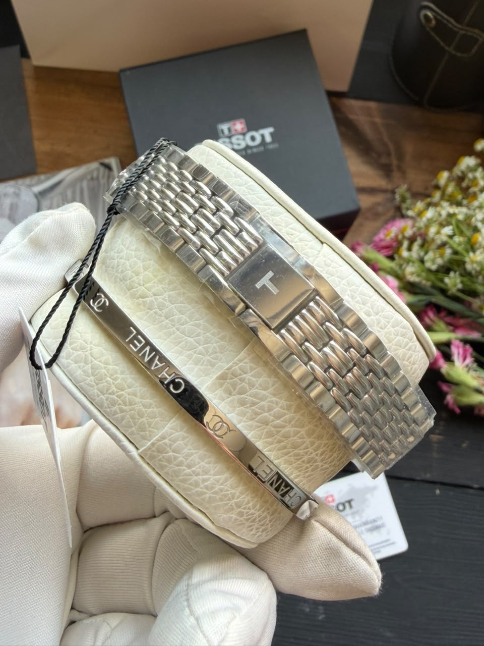 ساعت مچی زنانه تیسوت Tissot اورجینال مدل T109.210.11.031.00