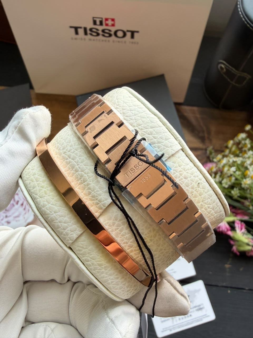 ساعت مچی زنانه تیسوت Tissot اورجینال مدل T137.010.33.506.00