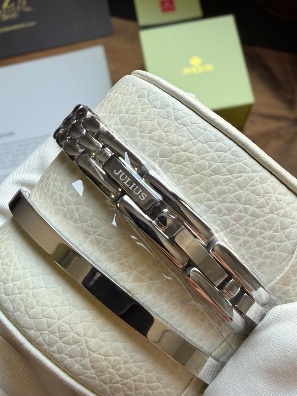 ساعت مچي زنانه جوليوس مدل JA-1150A