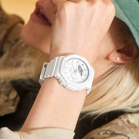 ساعت مچی زنانه کاسیو casio اورجینال مدل  GMA-P2100-7ADR